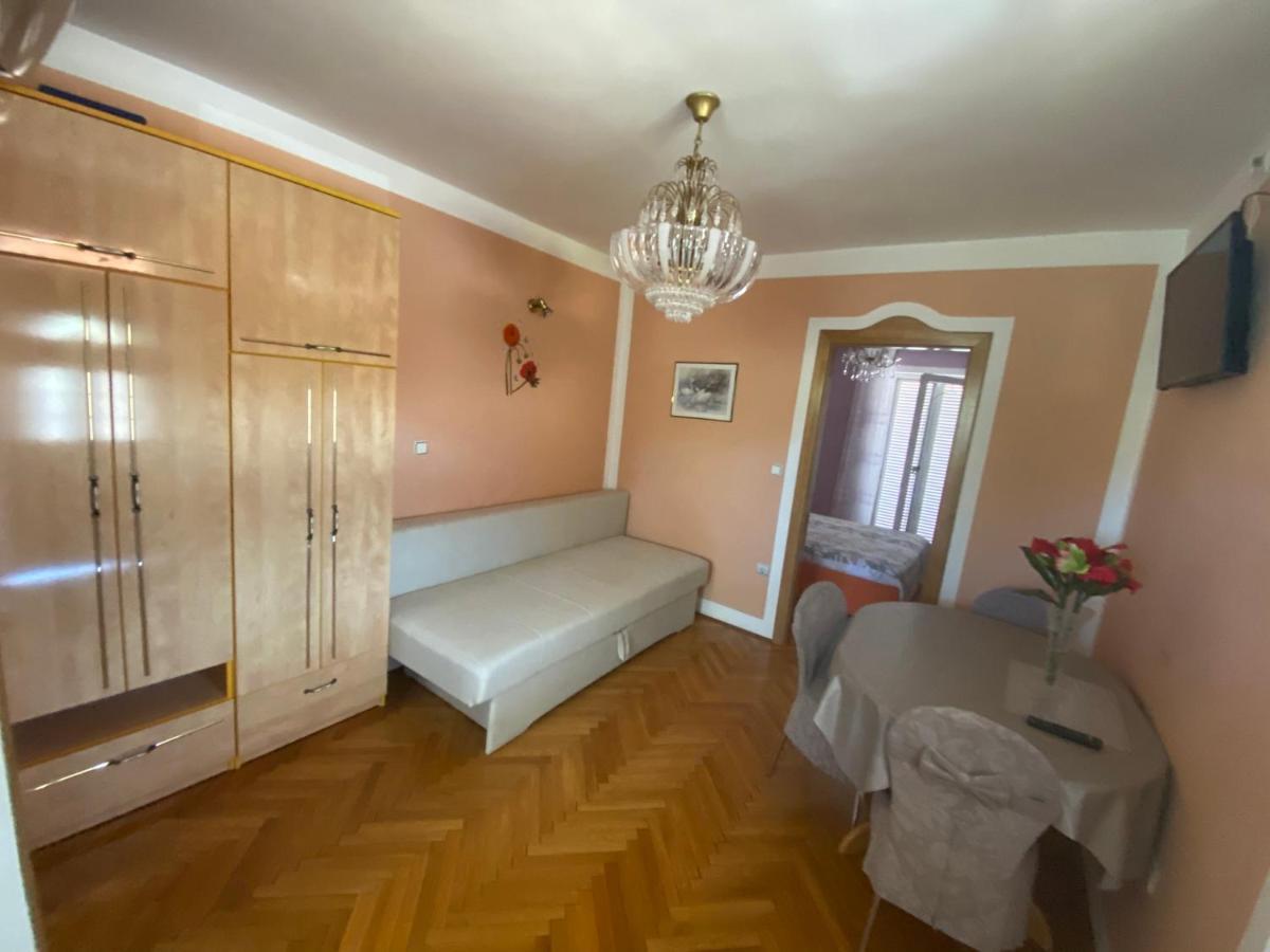 Ivec Apartment *